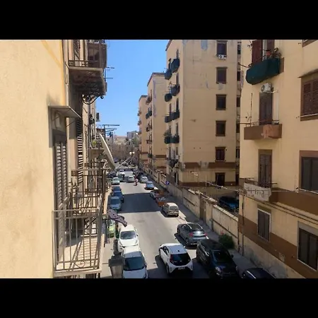Al Rifugio Della Stazione Lägenhet Palermo